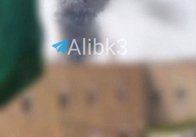 AB4_Ali3's tweet photo. أعمدة الدخان تتصاعد من الرياض https://t.co/MJdCmwce35