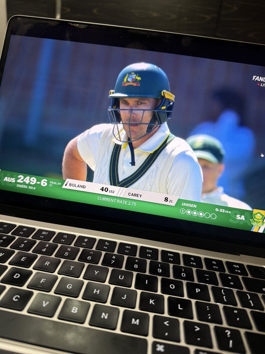 IT__Majdoor's tweet photo. Petition to Build a ‘Statue of Boland’ in Australia. 🫡

#SAvAUS #Cricket #cricket07 @cricketaakash @CricketAus @jatinsapru @Tanay_Tiwari @sboland24 https://t.co/7VzNBX1c55