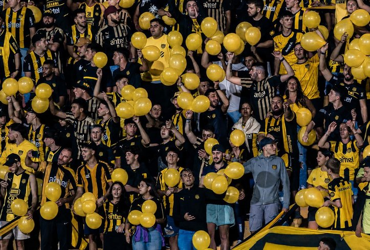 OficialCAP's tweet photo. 𝗘𝗦𝗧𝗘 𝗩𝗜𝗘𝗥𝗡𝗘𝗦 𝗡𝗢𝗦 𝗩𝗢𝗟𝗩𝗘𝗠𝗢𝗦 𝗔 𝗩𝗘𝗥 💪 

📌 Esᴛᴀᴅɪᴏ Cᴇɴᴛᴇɴᴀʀɪᴏ

#TodosJuntos 🟡⚫️ #VamosCarbonero 

🎫 https://t.co/jlk0YhxMAG https://t.co/fIwloyYmbv