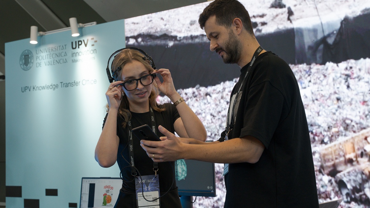 UPV's tweet photo. 💻 València Digital Summit 2026

🚀 La @UPV exhibeix el seu potencial innovador, emprenedor i tecnològic en el prestigiós esdeveniment internacional ➡️ https://t.co/WGAonJyJ87 https://t.co/MSjvTQTu1V