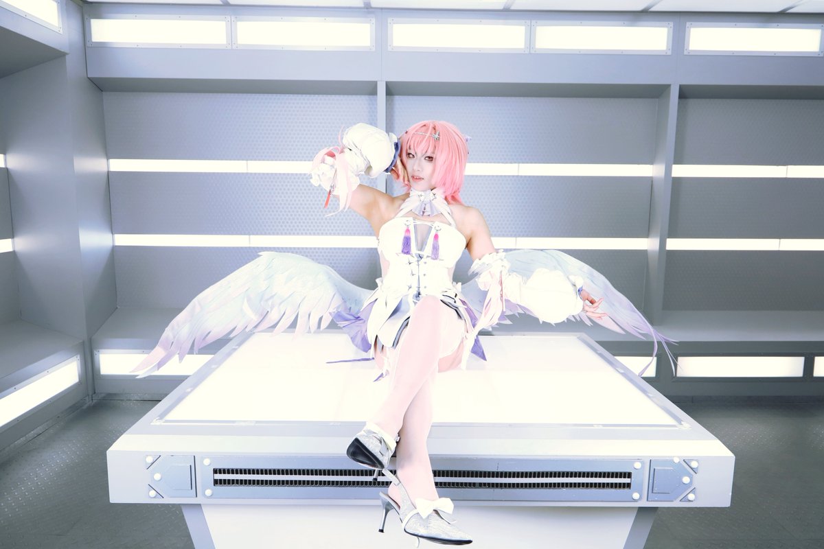 yumira_cos's tweet photo. ⚠️ Cosplay 
───────────────
Zenless Zone Zero - Remielle 
───────────────
「天使が降臨しましたー」
📸 @ishi148
翼を広がるのを手伝えてくれた @niku_chuu に感謝します😊

#ゼンゼロㅤㅤ
#zzzeroㅤ 
#コスプレ https://t.co/kbwQOsVGZH