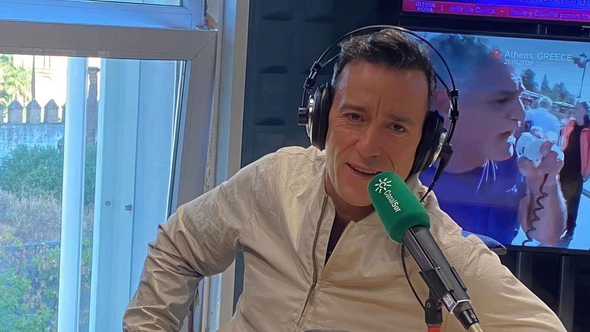 CanalSurRadio's tweet photo. Llega a Andalucía 'Houdini, el musical'

El actor malagueño Pablo Puyol encarna al legendario escapista, en este espectáculo que une la magia con el teatro musical

📻 "La mañana de Andalucía"

🎧 https://t.co/3xZdHqr8j7 https://t.co/jrljJRMgpm