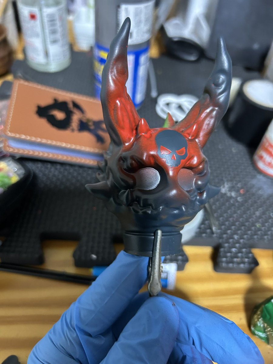 koshin_design's tweet photo. ドクロを額に。
ソフビQ当日は大丈夫そうですが、福岡より北の方は台風で帰りが心配です。
#ソフビQ
#HANAMURE
#CHACO
#アートトイ https://t.co/4tKz7nXEss