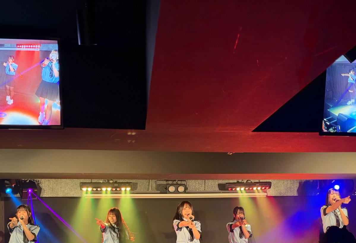 hiroki5885's tweet photo. 今日もたのしい　ふぃーみ　でした。

2026.10.22(木)
Fille mimi 定期公演
思い出ミルフィーユ vol.22
第二部　ハロウィンコスプレ編にて

#Fillemimi
#ふぃーみ

※最後列側から撮影 https://t.co/awVwfw9pgh