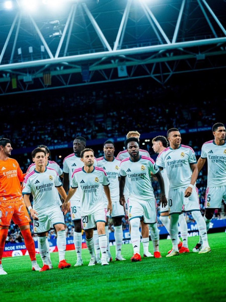 MadridUniversal's tweet photo. 🚨🚨 BREAKING: A lot of the Real Madrid players will fly to London to attend the Ballon d'Or ceremony on Monday night.

— @lequipe https://t.co/zVDIAg4cfb