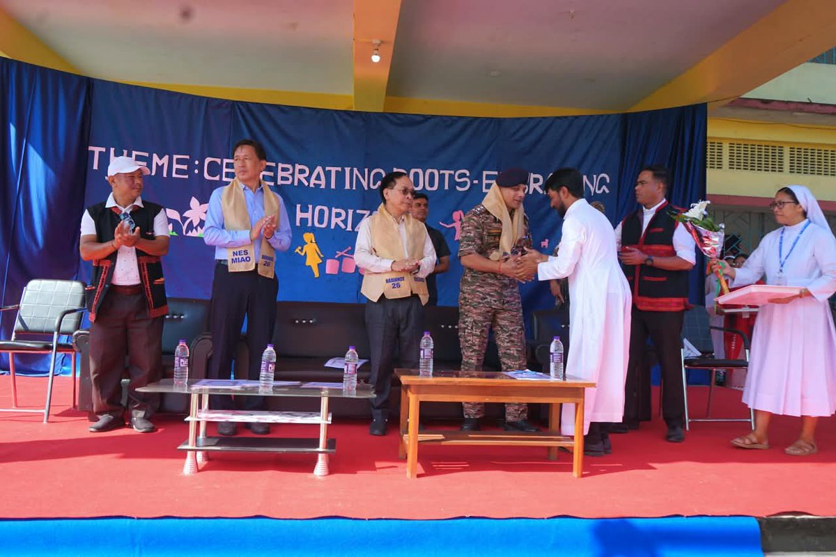 186bn's tweet photo. Dr. Vishwanath Paranjape, Commandant, 186 BN CRPF, graced the Cultural &amp; Literary Competition at St. Mary’s School, Namsai, as Guest of honour, encouraging students from 25 schools to embrace creativity, knowledge and confidence.

#CRPF #186BNCRPF #Namsai #Education https://t.co/L18Pqd13y0