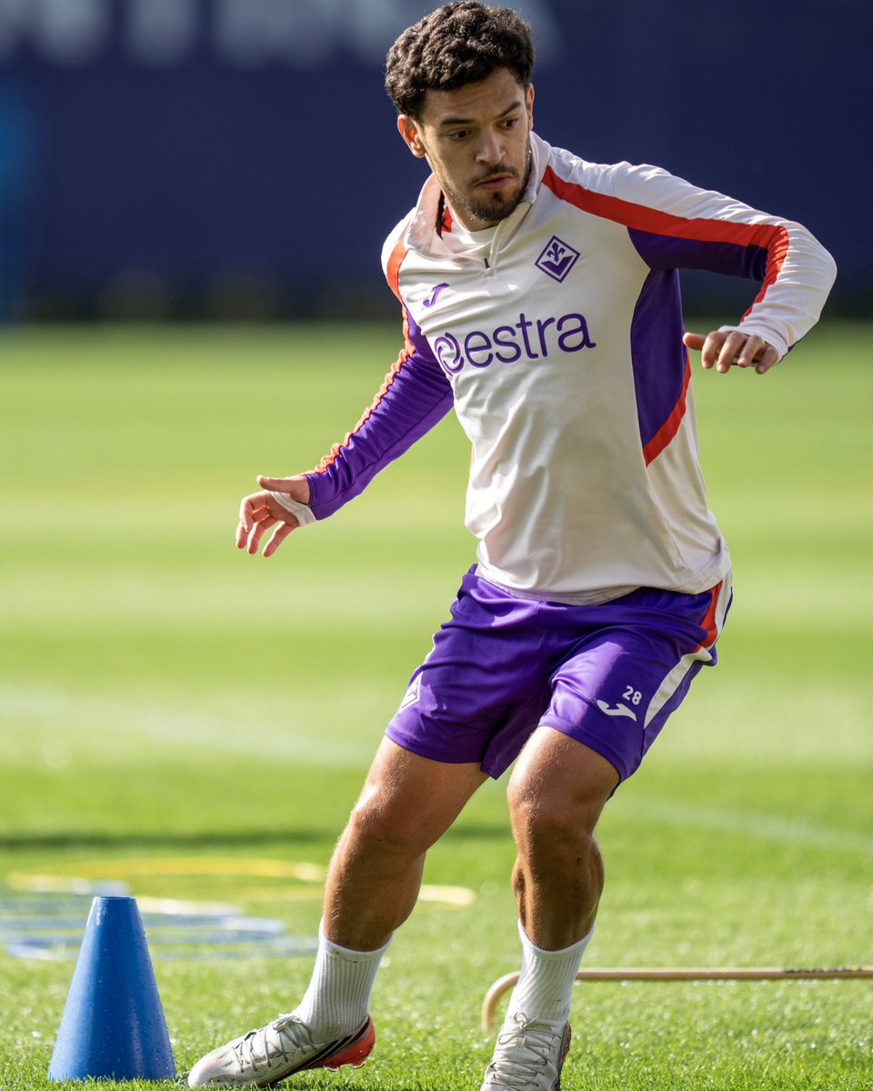 acffiorentina's tweet photo. Al lavoro ⚙️ https://t.co/2XsaEt6PlC