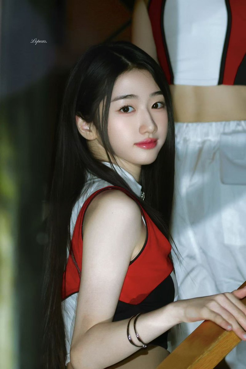 Lopear0129's tweet photo. 261022 수고했다

#아윤 #AYUNE #A2OLITE #A2O https://t.co/h4x1uo0rUD