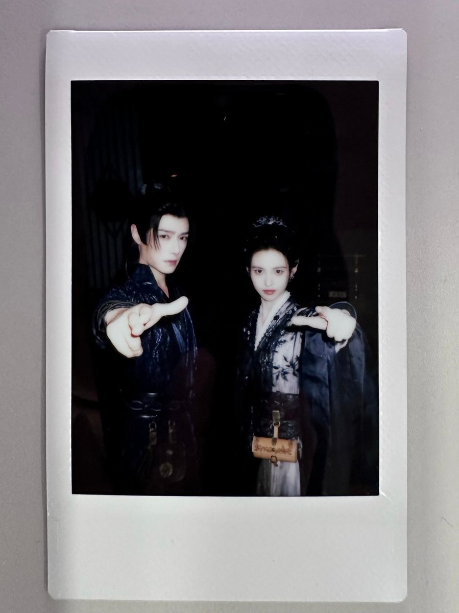 728xixisz's tweet photo. 심우결 웨이보에 라운희 방일륜,,🫰🫰 https://t.co/4rVRtqgULl