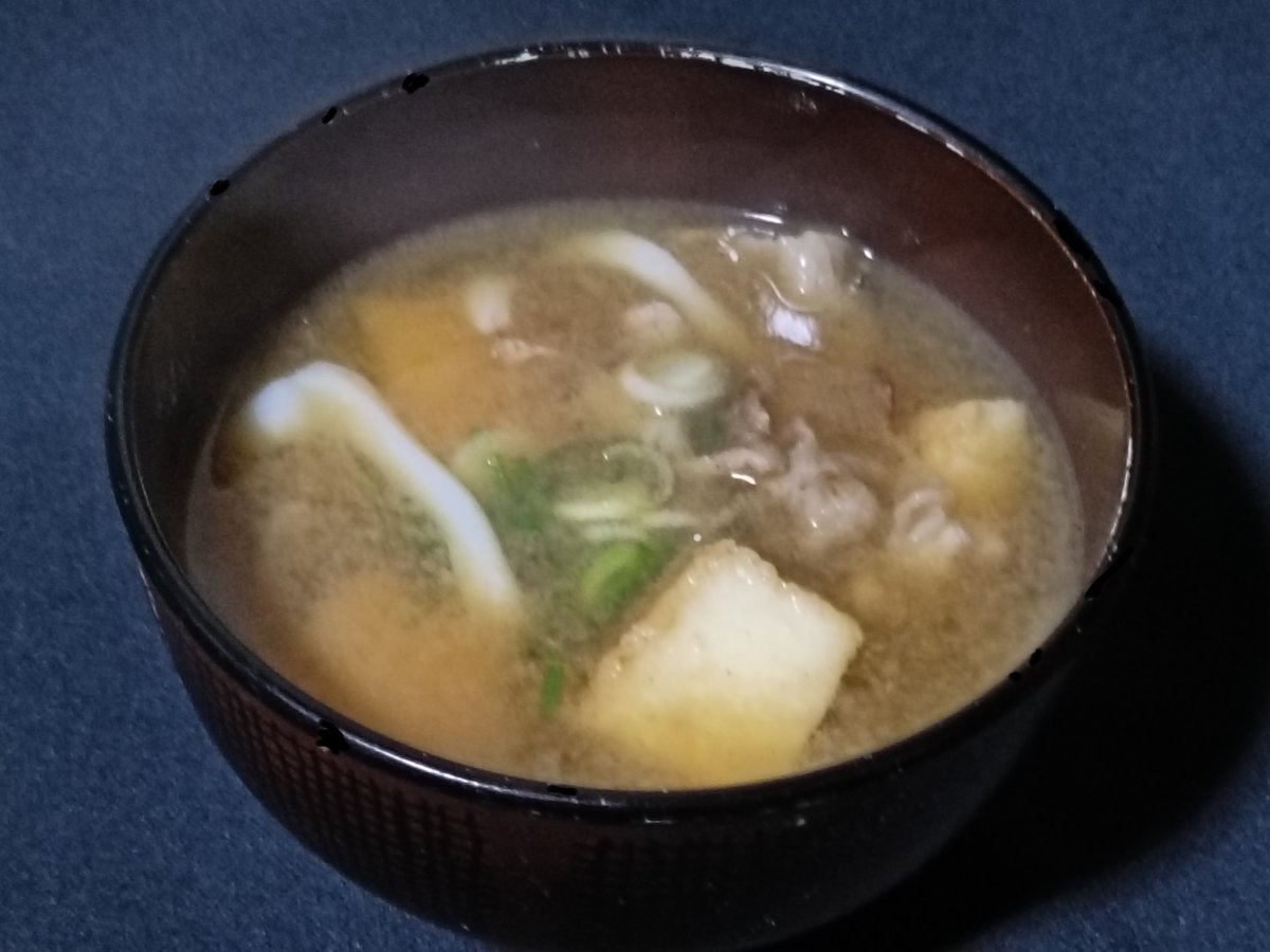 gen34katsu's tweet photo. 間違えてよぴぴのポストで味噌汁作っちゃった。 https://t.co/CPWkzx0CvG