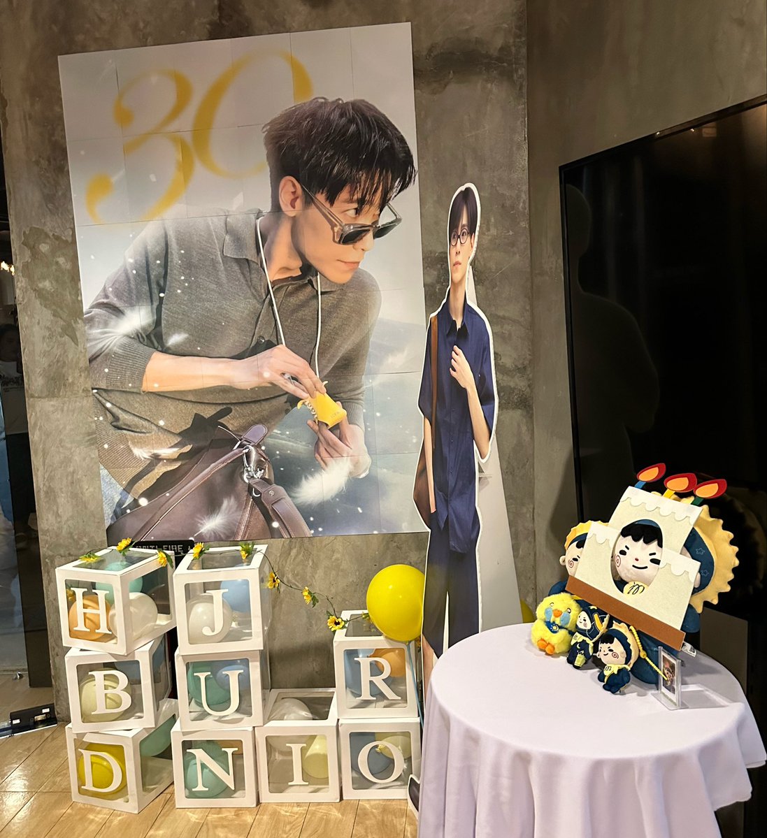 JMCheckin's tweet photo. กราบเรียนเชิญค่าบบบ 23-25 น้าาาา 🥰🤏

#AlwaysSunshineJunior30th #Junniorrs30th #JunniorrsBirthdayProject
#Junniorrs https://t.co/4GycvDBR1N