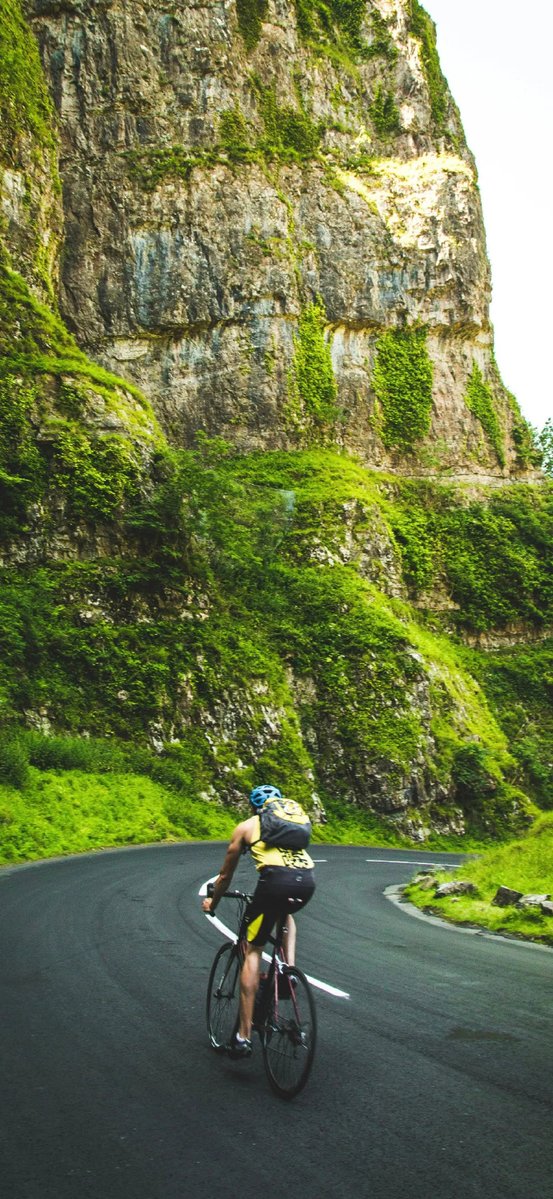 Yanaeoe6's tweet photo. 「今日は自転車で山道を恃弛し、少し蹿り上げた景色が最高だった。」 https://t.co/ngXo7xNjZn