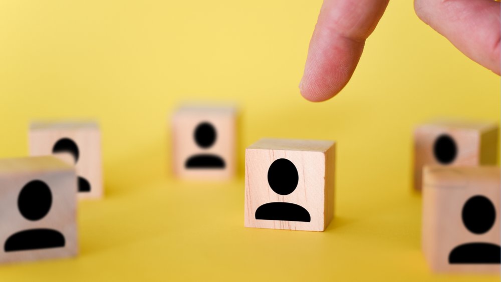 Bitdefender's tweet photo. How do you know if a job offer is a scam? Find the role on the company’s official careers page and never pay to apply. Nearly 1 in 3 young people in a UK survey fell for a recruitment scam. Bitdefender Scamio can help you check a suspicious offer. Read more: