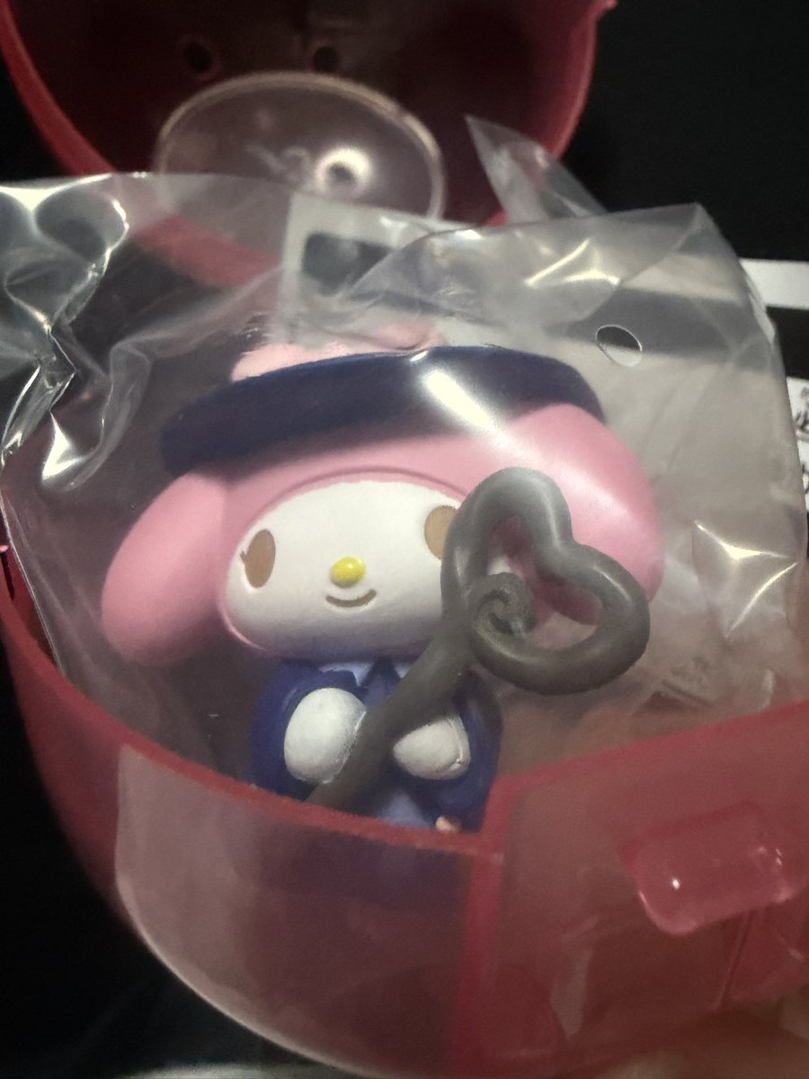 tor1hk1_0_'s tweet photo. 夢見る魔女見習い　サンリオ

マイメロをクロミに変えていただける方いらっしゃいませんか？

交換は大阪手渡しのみ。 https://t.co/5q0r7QtrBA