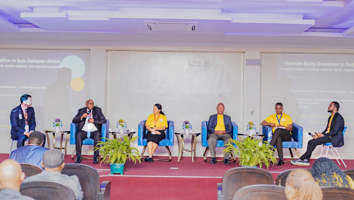 Anatomy_rwanda's tweet photo. During the #AACR2026 the conversation highlighted that #HumanyBodyDonation  remains a challenge to  Clinical Excellence .
The ultimate gift for the future of medical education rests a key question and call to  all sector involved in advancing healthcare in  Rwanda. https://t.co/Heq1X6eAWm