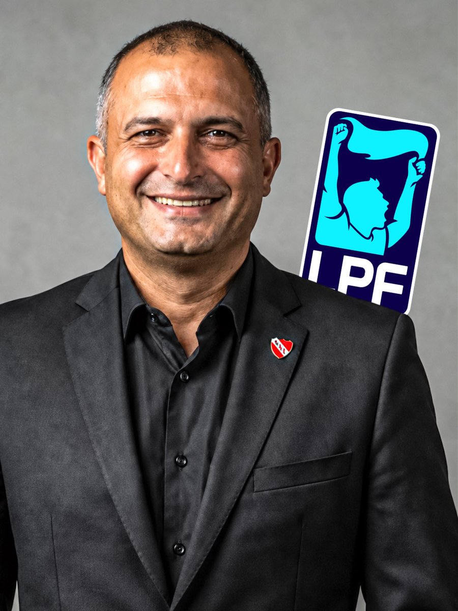 dataref_ar's tweet photo. 🇦🇷 “ME GUSTA EL TORNEO DE 30 EQUIPOS. EL FÚTBOL ARGENTINO ES UN FÚTBOL FEDERAL, QUE ES COMPETITIVO” 

👤 Luciano Nakis, candidato a presidente en Independiente, defendió el formato actual de la Liga Profesional:

“A mí me gusta el torneo de 30 equipos. ¿Vos que harías si fueras dirigente? Presentate, lo llevás a la AFA y nosotros vemos. 

Para mí el fútbol argentino es un fútbol federal, que es competitivo. Antes no había chance de que los hinchas de Independiente en Santiago del Estero conozcan a Independiente. En Mendoza también tenés un montón de gente.

¿Por qué a un hincha de Independiente no le puede gustar el torneo? Cuando estaba proyectado que desciendan 3 o 4 clubes y subían 2, los dirigentes estaban desesperados por cambiarlo”.

🎙️: @FlavioAzzaro en @azzenstream.