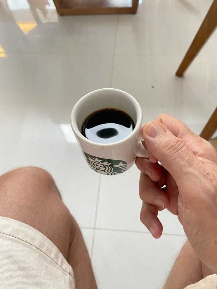 smithvegn25's tweet photo. Having some coffee https://t.co/QSzkk8dSn0