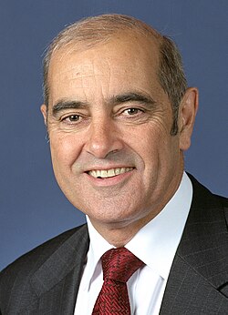 JMsHistoryCorn1's tweet photo. #OnThisDay 22 October 2001 Robert Gerard "Rob" Kerin, leader of the Liberal Party, was sworn in as the 43rd Premier of South Australia, succeeding John Wayne Olsen, the previous Liberal leader.  #OTD #history #sapol #sapolitics #saparli #parlisa #politics https://t.co/zVdLJS4gIA