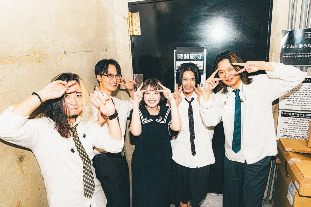 shallm_lia's tweet photo. 「shallm EP TOUR “ANTI AFTER SCHOOL”」
📍愛知・名古屋ell.FITS ALL

あざした！！！！！

ツアー２日目！めちゃくちゃ楽しかった！
名古屋では初のワンマンでした！
初日とは違う曲で滾ったりして、名古屋ならではの夜になりました🎸ツアーって面白いな

また会おうね！！名古屋大好き❤️‍🔥

#AAS https://t.co/yuIPP9iDhs