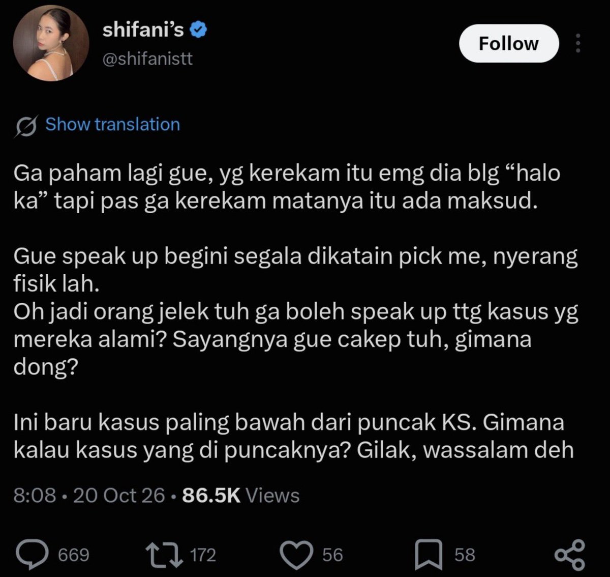 PocongGaib's tweet photo. perlu di note ya

gua ngerti kalau setiap korban kekerasan seksual punya cara yang beda-beda buat memproses trauma. ada yang masih bisa bercanda, joget, bikin konten, dan beraktivitas seperti biasa. ada juga yang sampai sekarang masih trauma, ke-trigger, nangis, bahkan panic attack setiap kali keinget kejadian yang dialaminya. both experiences are valid, dan kita nggak bisa menjadikan cara kita sendiri menghadapi trauma sebagai standar buat menilai korban lain.

tapi masalahnya, kalau bikin konten halu dari imajinasi sendiri terus pelecehan seksual yang katanya dialami malah dijadiin niche buat narik attention doang, dampaknya bisa ke mana-mana. orang yang beneran ngalamin KS dan akhirnya berani speak up malah bisa ikut dianggap caper gara-gara ulah orang yang kayak gini.

ujung-ujungnya orang jadi mikir, “ah, paling cari perhatian doang.” emang nggak kasihan sama korban yang beneran ngalamin? terus masa gara-gara satu orang, tiap interaksi sama cowok dianggap catcalling? emang ada orang yang dilecehin tiap hari sampai semua hal harus dikaitin sama pelecehan?