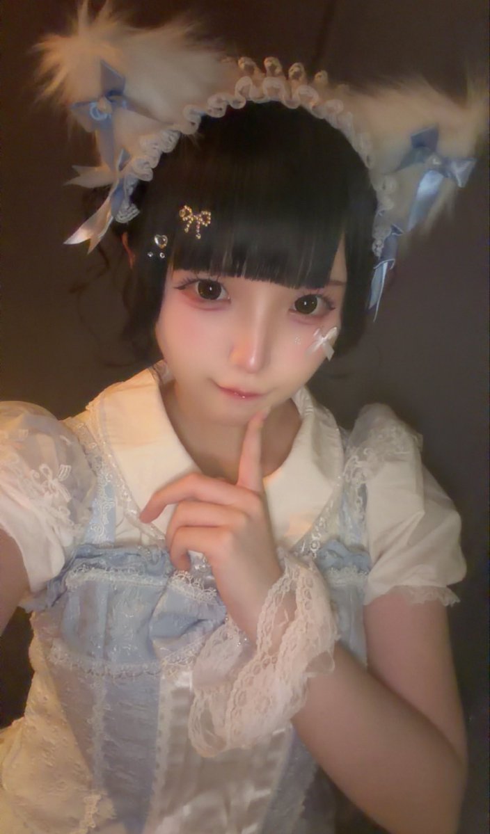 mon_honey2's tweet photo. キミと一緒にただ居たいんだよ♥ https://t.co/ec2W6kSHj2
