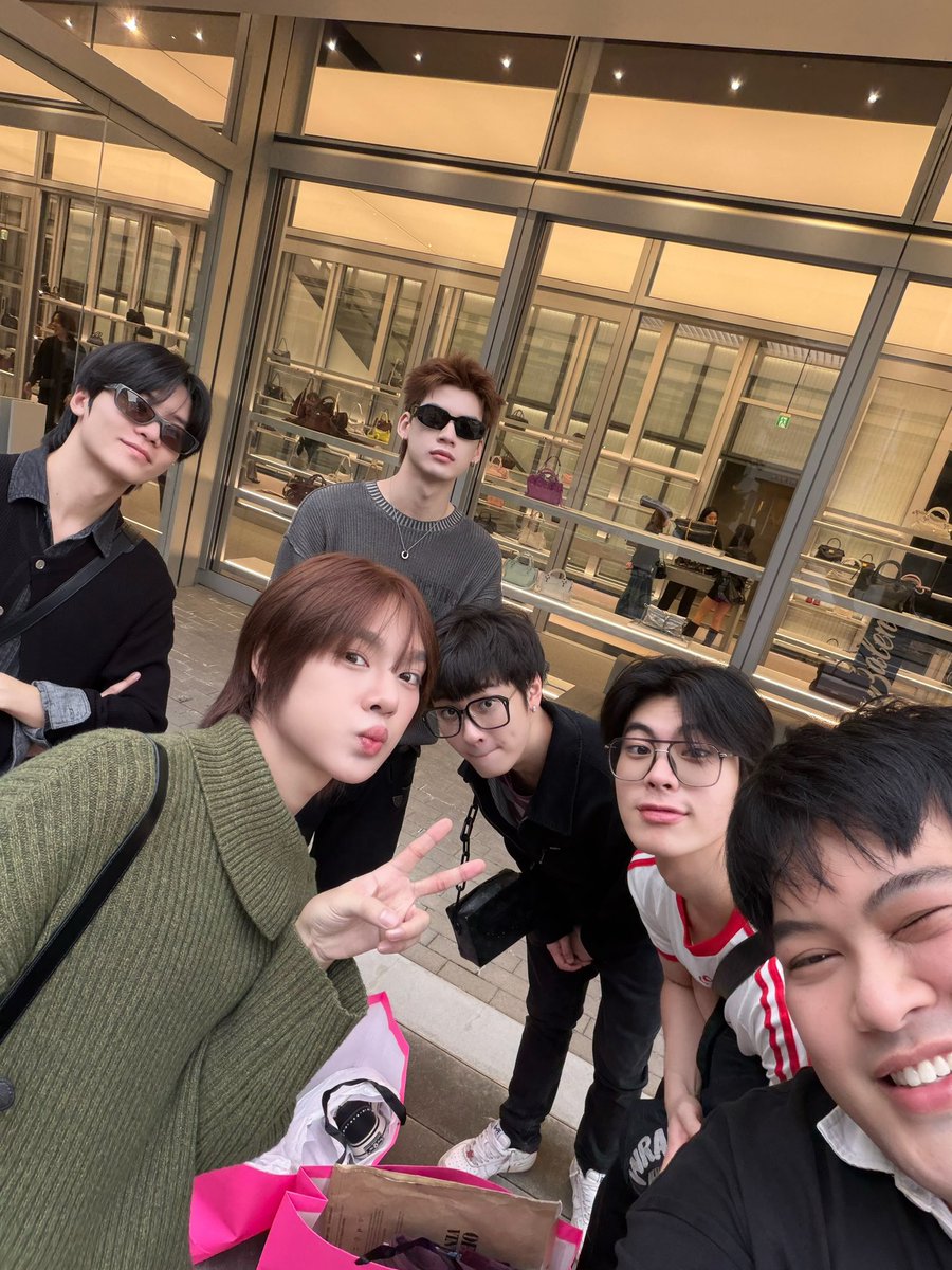 ronna_ronnachai's tweet photo. Japan Lover 🇯🇵🗻

#JaoNorth #Ottoottoo
#tthi_eks #waavetnp
#Hughhype https://t.co/BhjEyQ4DhG