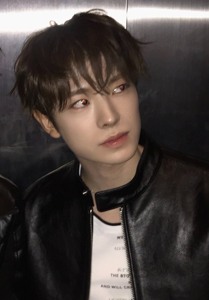 tokunotaku's tweet photo. 🤟🏻 https://t.co/3Y4VjvIsSX