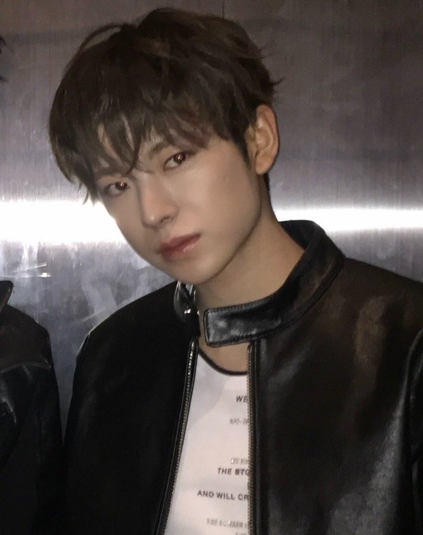 tokunotaku's tweet photo. 🤟🏻 https://t.co/3Y4VjvIsSX