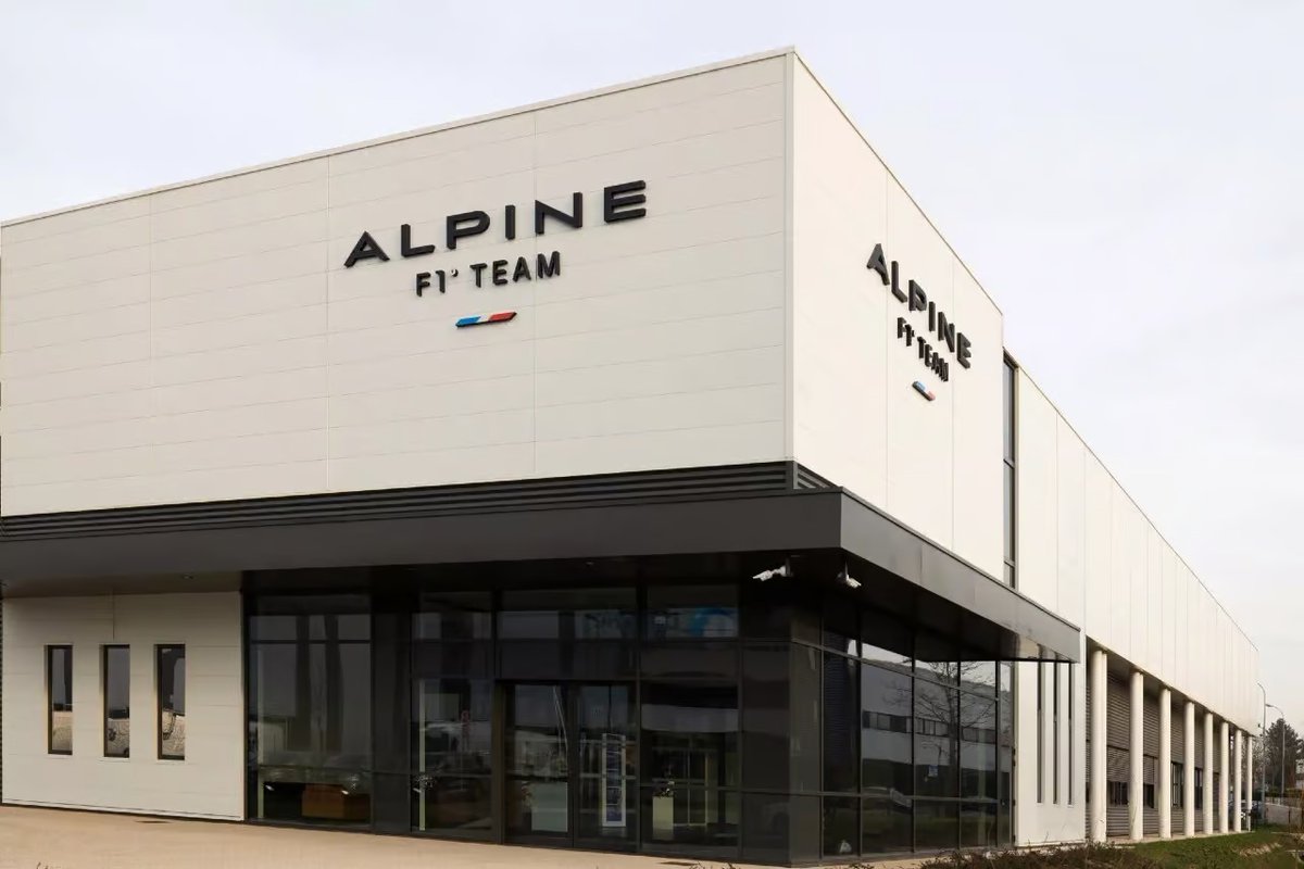 Journal_Auto's tweet photo. Deux ans après avoir décidé l’arrêt de ses moteurs de Formule 1, Renault prévoit de céder Alpine Racing SAS au groupe belge Dumarey. Le projet porte sur la reprise de l’ensemble des salariés encore présents à Viry-Châtillon. Une nouvelle… dlvr.​it/TW1TC5 #Constructeurs #Renault https://t.co/RCfyjDmxxk