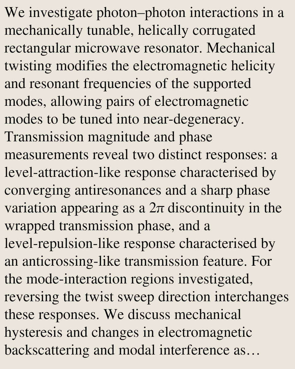 PhysicsPaper's tweet photo. Sweep-Direction-Dependent Level-Attraction- and Level-Repulsion-Like Signatures in a Twisted, Helically Corrugated Microwave Resonator

Emma C. I. Paterson, Jeremy Bourhill
https://t.co/G3hJP3rsyX [𝚙𝚑𝚢𝚜𝚒𝚌𝚜.𝚐𝚎𝚗-𝚙𝚑] https://t.co/IBAvsp1gyr