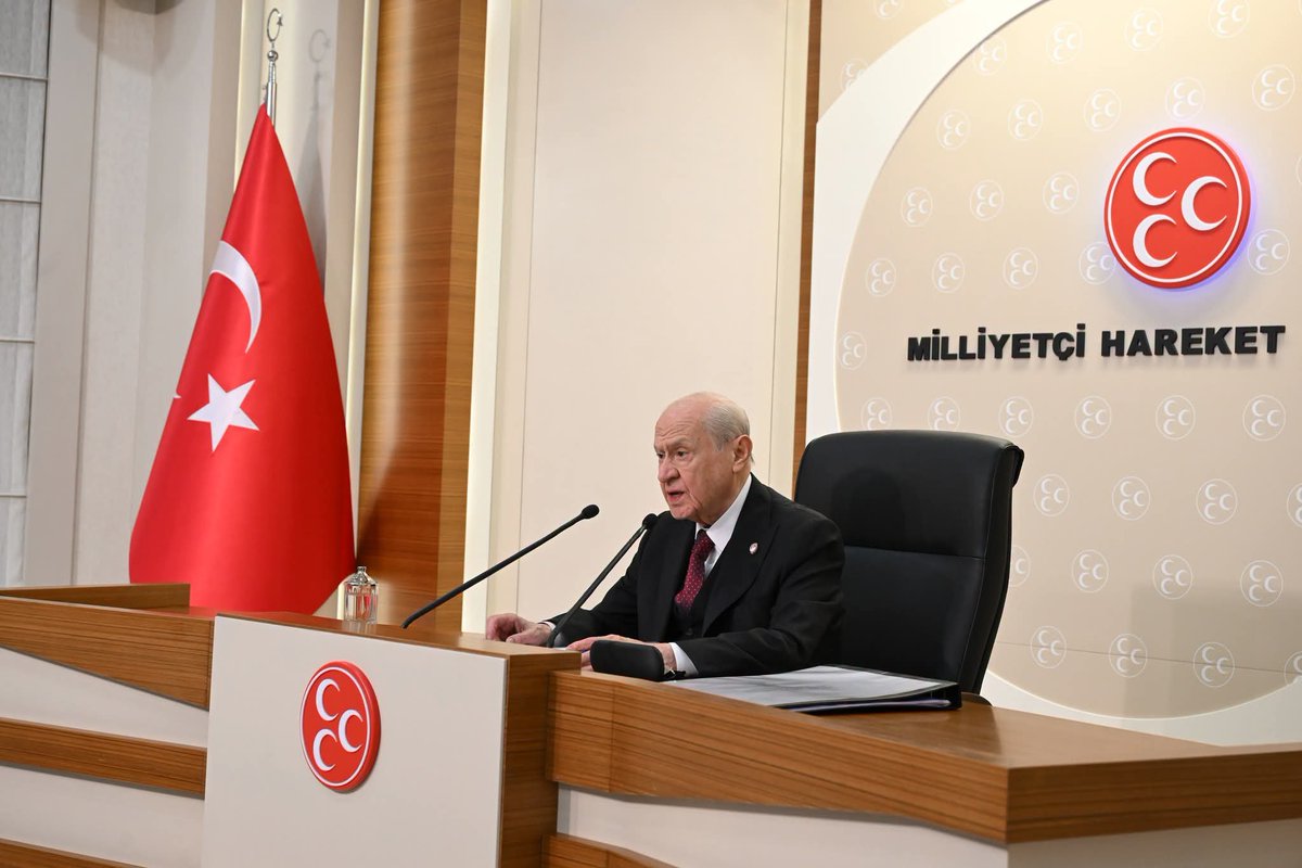 _MHPistanbul_'s tweet photo. Genel Başkanımız Sayın Devlet BAHÇELİ'nin başkanlığında İl Başkanları toplantısı gerçekleştirildi. https://t.co/z8M7fLjezL