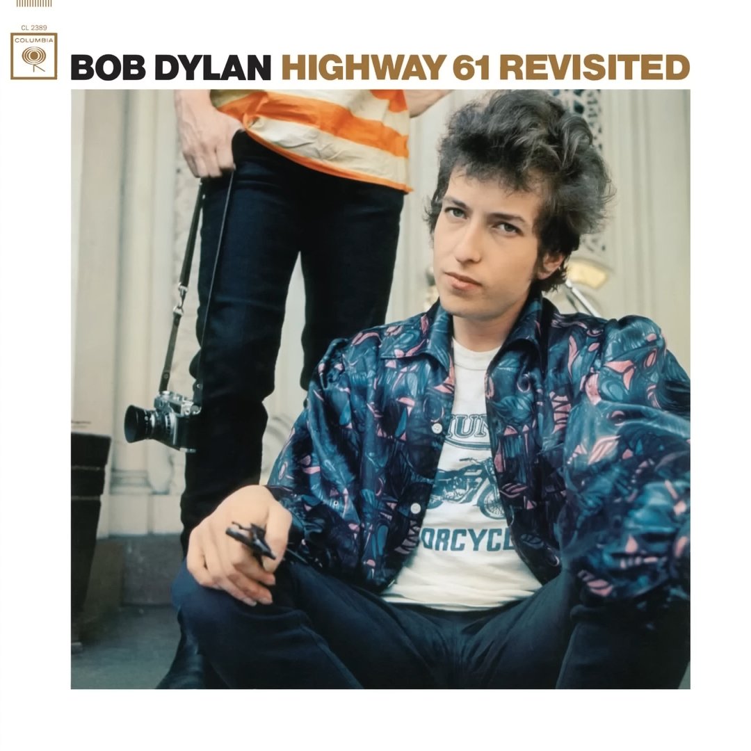 sisterRay66's tweet photo. @parabol_man @savemylove4u you could have picked a time period where bob dylan wasnt on the craziest run in the world https://t.co/hXSRyKr8B1