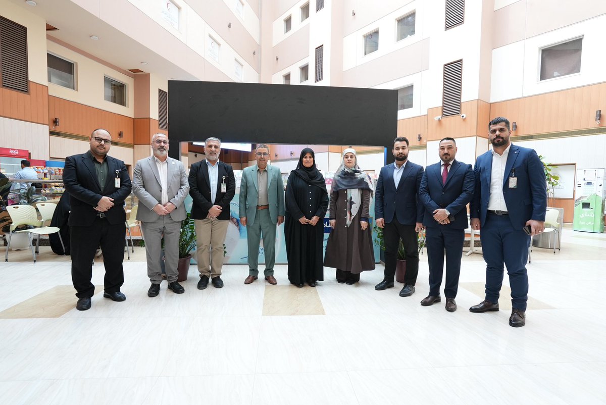 WHOIraq's tweet photo. زارت ممثلة منظمة الصحة العالمية في العراق، الدكتورة جميلة الراعبي، مستشفى الكفيل التخصصي وجامعة العميد، لبحث فرص التعاون مع المؤسسات الصحية والأكاديمية في محافظة كربلاء المقدسة.

وتضمنت الزيارة جولة للاطلاع على خدمات مستشفى الكفيل التخصصي، ولقاءً مع مدير المستشفى، الدكتور جاسم سعيد الإبراهيمي، وفريق الإدارة، لمناقشة مجالات التعاون في سلامة المرضى، وترشيد استخدام مضادات الميكروبات، وبرامج إنعاش حديثي الولادة.

وفي جامعة العميد، التقت الدكتورة الراعبي بالأستاذ المساعد الدكتورة لمياء عبد الكريم عيسى، مساعد رئيس الجامعة للشؤون العلمية، وفريقها، لبحث تبادل الخبرات وتطوير برامج ومبادرات صحية وتعليمية مشتركة. وركزت المناقشات على نهج الجامعات المعززة للصحة، بما يدعم صحة الطلبة والعاملين وسائر أفراد المجتمع الجامعي.

#الصحة_للجميع

WHO Representative in Iraq, Dr Jamela Al-Raiby, visited Al Kafeel Specialized Hospital and the University of Al-Ameed to explore opportunities for collaboration with health and academic institutions in the Holy Governorate of Karbala.

The visit included a tour of Al Kafeel Specialized Hospital and a meeting with Hospital Director Dr Jassim Saeed Al-Ibrahimi and the management team to discuss potential collaboration in patient safety, antimicrobial stewardship and newborn resuscitation programmes.

At the University of Al-Ameed, Dr Al-Raiby met with Associate Professor Dr Lamia Abdul Kareem Issa, Assistant to the University President for Scientific Affairs, and her team to discuss exchanging expertise and developing joint health and educational programmes and initiatives. Discussions focused on the health-promoting university approach to support the health and well-being of students, staff and the wider university community.

#HealthForAll