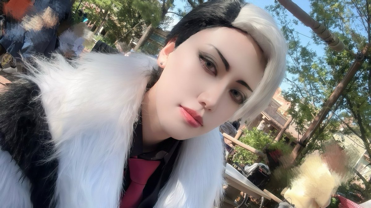 ___polaris__'s tweet photo. クルーウェルで🏰インパでした。
 #Dハロ仮装2026 
 #Dハロツイステ仮装2026 https://t.co/D6JQ98gXd1
