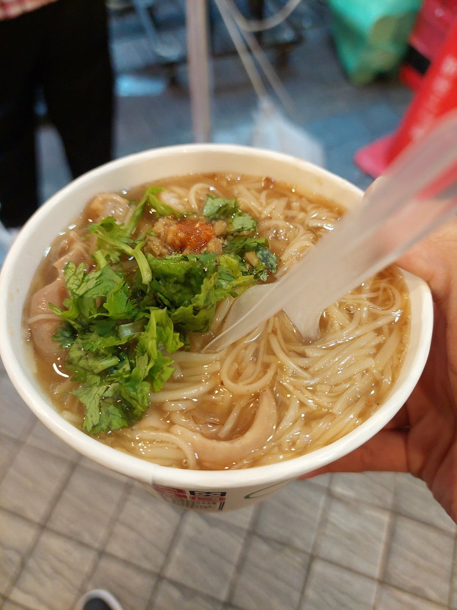 Ore_NetYankye's tweet photo. 台湾に行った時に、この店で食べた麺料理をもう一度食べたくなってきた
日本でも食べられる店はあるのかな🤔 https://t.co/QsXiVvRrji