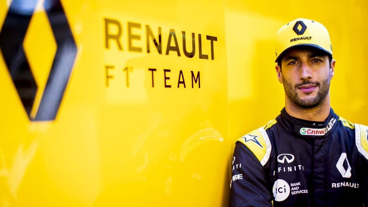 SpeedSectorF1's tweet photo. 🫤 Horner se sintió MUY DECEPCIONADO con Daniel Ricciardo, tras decirle que se iba a Renault 

🤝 "Dietrich le había ofrecido a Daniel un GRAN CONTRATO; lo habían acordado con un apretón de manos"

❌ “Nos dejaba para irse a Renault, cuando había otros equipos de mayor nivel, incluido McLaren, que querían ficharlo. No tenía sentido para mí"

📰 [Drive vía @wearetherace] #F1