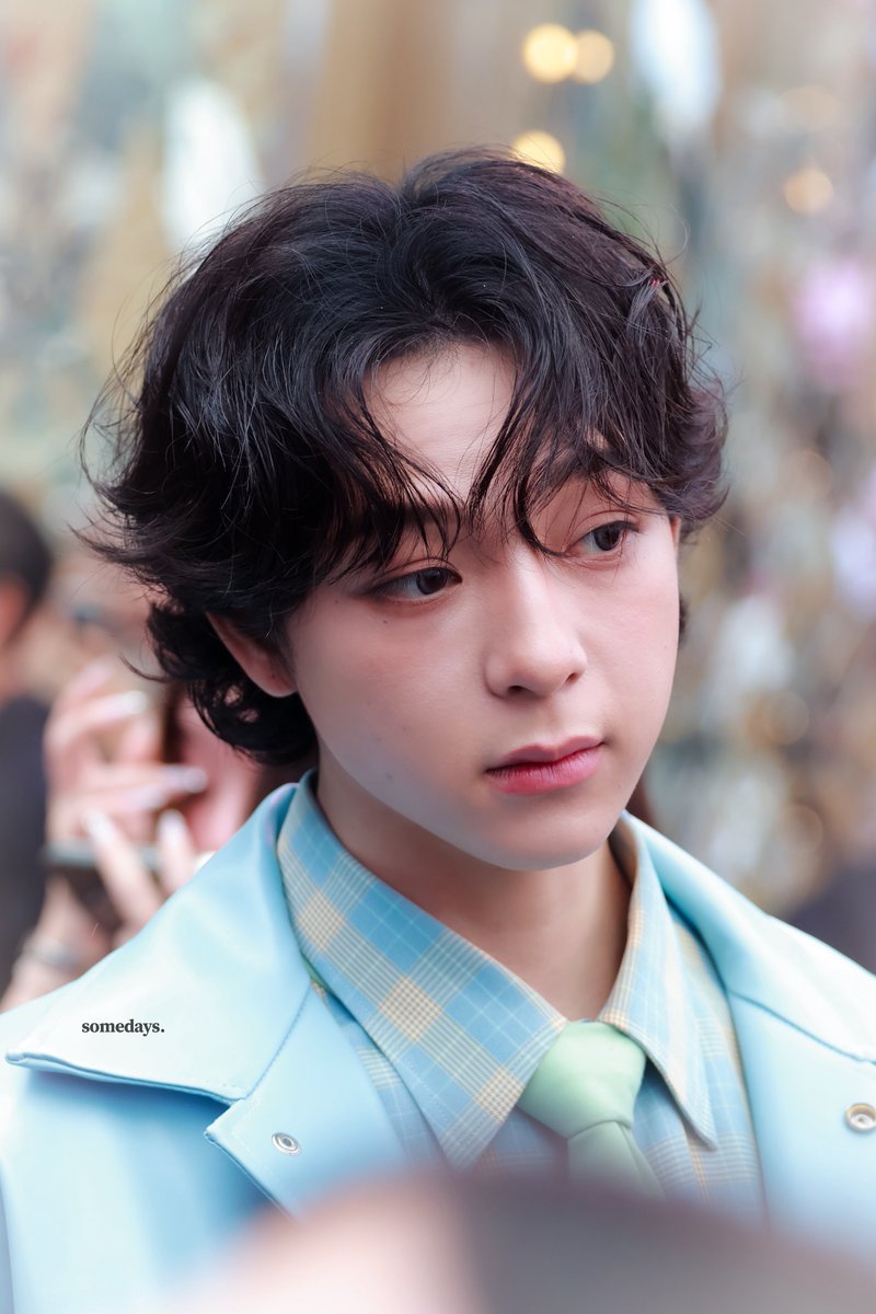 somedayswith's tweet photo. 221026 HQ 🩵🐩

BAS FREE TO BE EFW26 
#BASatEFW26ICONSIAM 
#ELLEFashionWeek2026
@basjtr #บาสเด็กอ้วนที่แท้จริง https://t.co/TnPCN49qxT