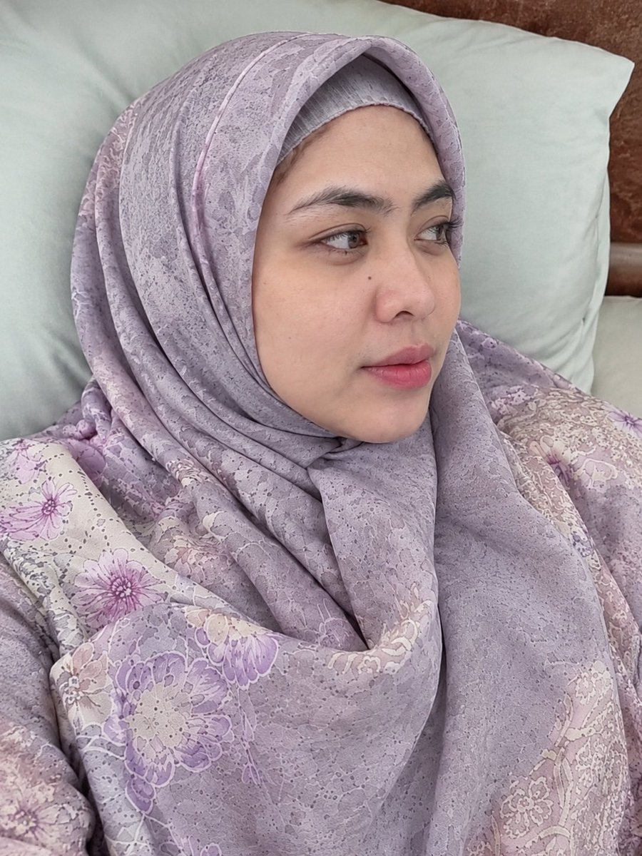osd_dia's tweet photo. lagi nunggu kopi, rebahan dulu https://t.co/y2RXwljLqV