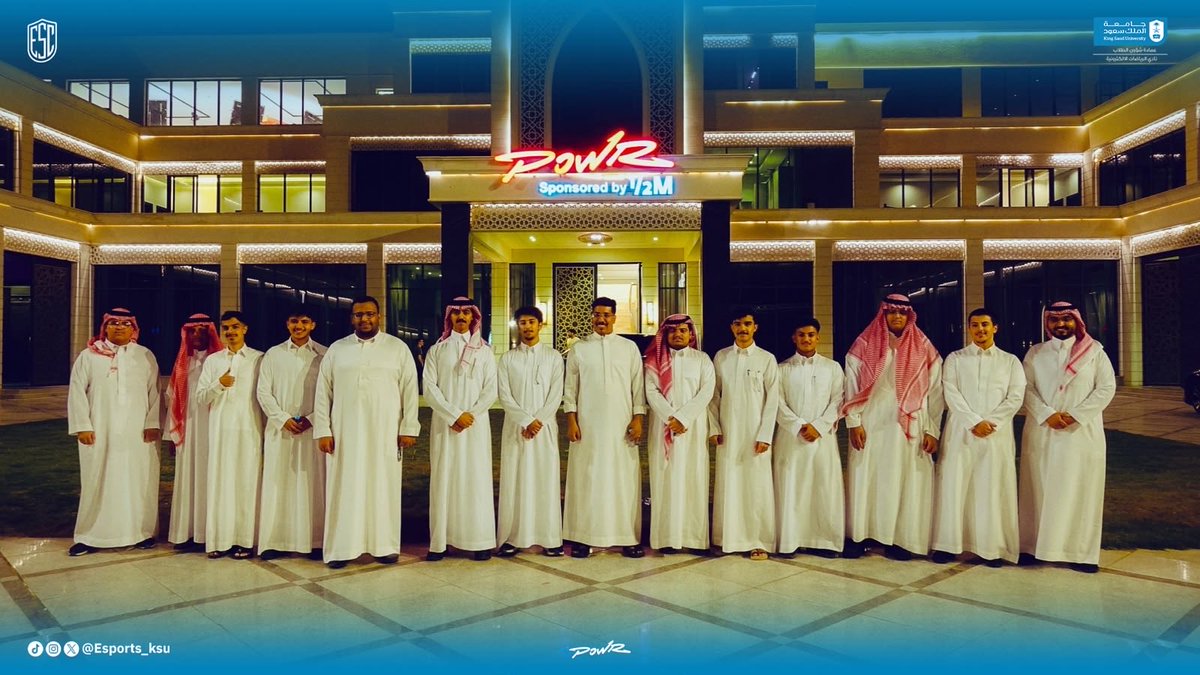Esports_ksu's tweet photo. جانب من زيارة طلاب نادي الرياضات الإلكترونية بجامعة الملك سعود لمقر فريق "باور" @powresports

أتاحت الزيارة لطلابنا فرصة ذهبية للتعرف على الفرص التدريبية والمهنية المتنوعة التي يقدمها الفريق، لدعم كفاءاتنا وتطوير مسيرتهم في هذا المجال 🤝🏻❤️ https://t.co/kaW58v3gqA