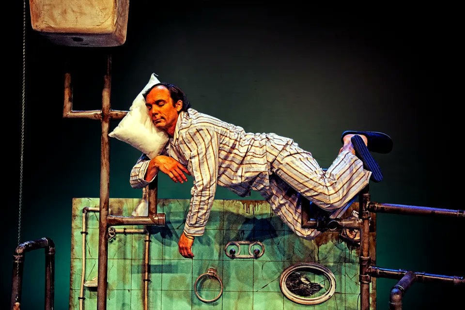 CulturaCuenta's tweet photo. #SurEscena te propone #hoy 

#Almería en Plaza Pablo Cazard
12h, WC, de David Cebrián

#Huelva en @CocherasAPH 
20:30h #Leonorvive, Producciones Circulares

https://t.co/bJgq7Q1kZe

@CulturaAND @AlmeriaJunta @HuelvaJunta @circulares_prod @APHuelva https://t.co/bW7pyoU6vB