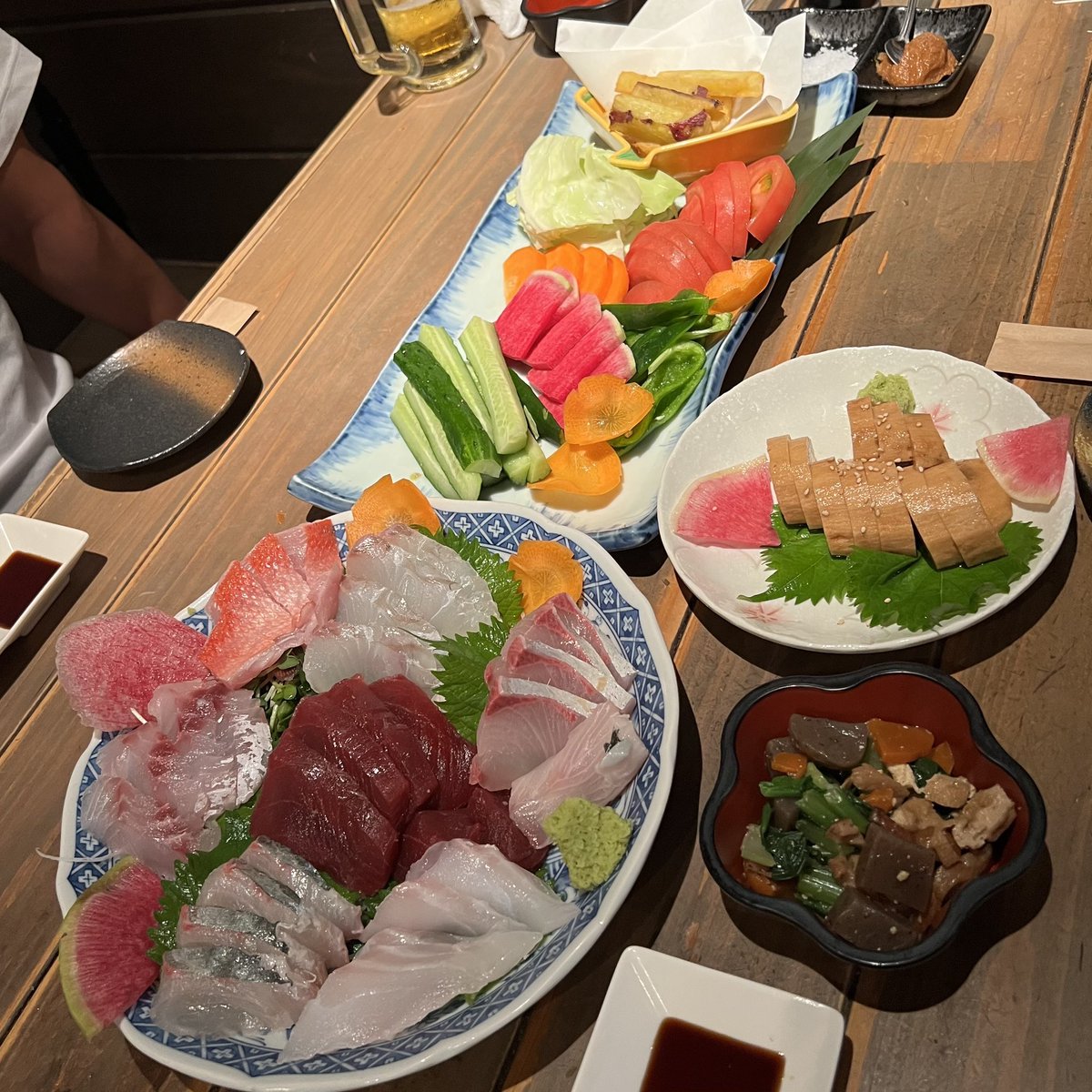KS_SAKU39's tweet photo. 【Sashimi 🐟】

久しぶりにYOSHI-HASHIさんと飲みました🍻
いつもの所で、いつもの話題😏
楽しかったです。

#桜庭和志 #YOSHIHASHI 選手 #njpw #SAKU https://t.co/Rbo0E0dv8b