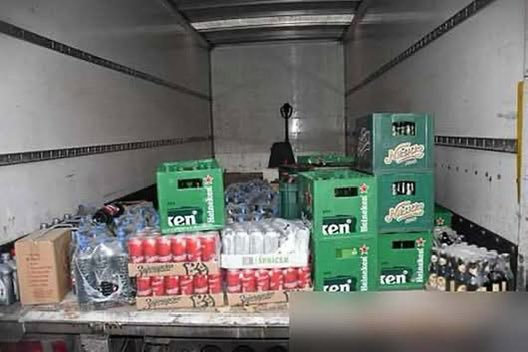 rtklivecom's tweet photo. 🇽🇰 authorities have seized 22 vehicles and goods worth over €200,000 in a coordinated anti-smuggling operation in the north. 

Investigations uncovered suspected illegal imports from 🇷🇸 , with over 20 raids conducted between May and September across four northern municipalities. https://t.co/3Iu7zr4TWl