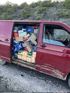 rtklivecom's tweet photo. 🇽🇰 authorities have seized 22 vehicles and goods worth over €200,000 in a coordinated anti-smuggling operation in the north. 

Investigations uncovered suspected illegal imports from 🇷🇸 , with over 20 raids conducted between May and September across four northern municipalities. https://t.co/3Iu7zr4TWl