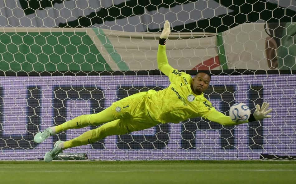 NostroJunior's tweet photo. Bom Dia para todos os amigos Palmeirenses...
O Carlos Miguel está perdoado pela falha no jogo de ida, Gigante defesa! https://t.co/0SjQ4DJc94