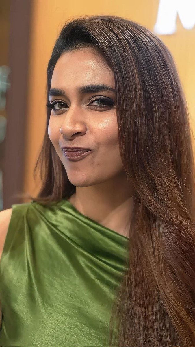 femmymeenu's tweet photo. Sissy me after marriage

Hubby - I left my wallet at home, how did that server let us leave without paying the bill, did you suck his cock b!tch

Me - I didn't, he was my grindr regular customer

Hubby - F*ck

Me - Buy a packet of conḍoms, he might come over to our place tonight https://t.co/KylC9s1H3s