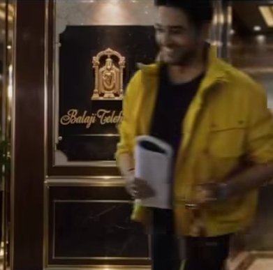 NinjEdits's tweet photo. "Ask and you shall receive" 

"Work and the rewards shall find you" 

The most beautiful and wholesome closure of a gap - between #GauravKhanna &amp; his dream banner Balaji Telefilms ltd. - @EktaaRKapoor

These frames are legit proof to the Universe's +ve power. https://t.co/GRE9DX4naF