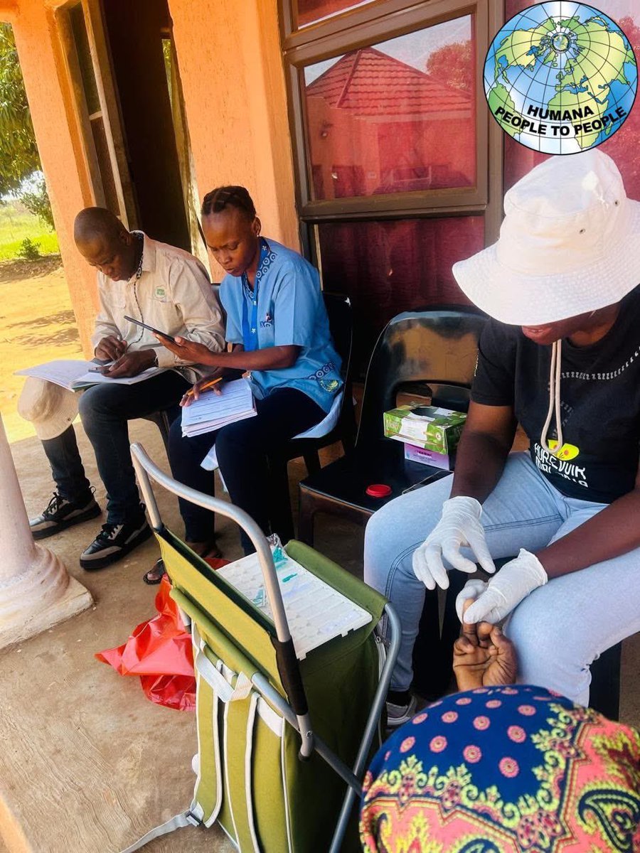 HumanaSA's tweet photo. The Giyani Team responded swiftly in Thomo Village on 21 October after Thomo Clinic notified us of a malaria case. The team traced the index household, screened 13 members using Rapid Diagnostic Tests, and provided health education on malaria prevention and early treatment https://t.co/psHbHodnZT