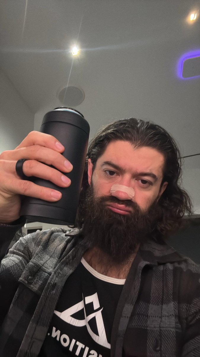 AlexHormozi's tweet photo. Breakfast of champions:
Protein. Caffeine. Nicotine.

Happy hunting ✊🏽 https://t.co/QKe8zhr0sd