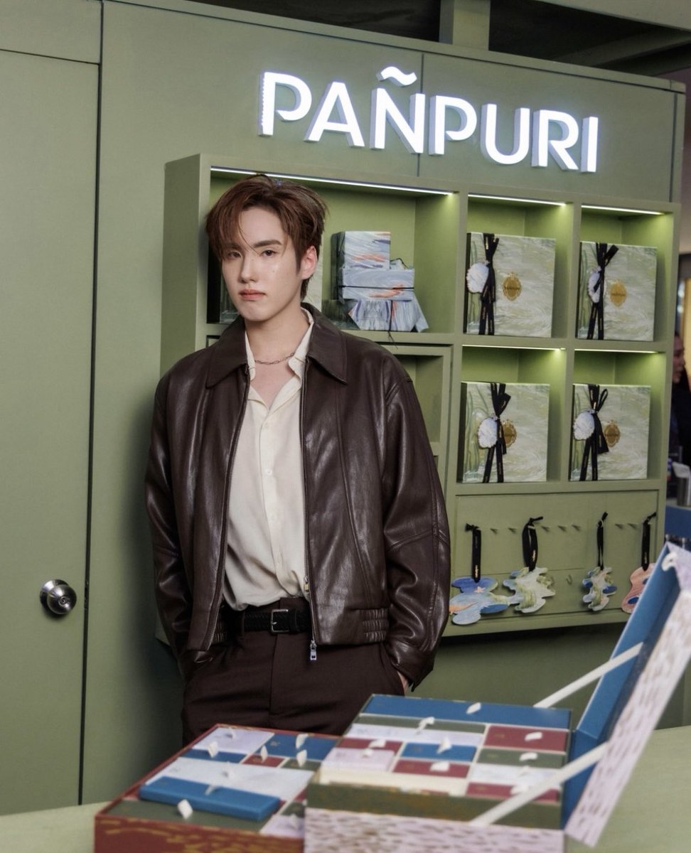 PHUTATCHAI_TH's tweet photo. (📱💖) — PHUTATCHAI IG UPDATE 

💭: PAÑPURI Holiday Collection
2027: LIMINAL CURRENTS.

📅 : 22/10/2026

#PANPURI
#PANPURIHoliday2027
#PHUTATCHAI 
#PANPURILiminalCurrents https://t.co/bUV04705K8