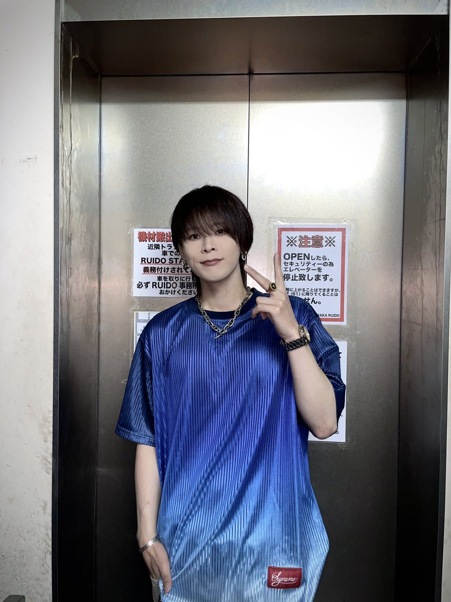 VELLE_yusuke's tweet photo. アドベンチャーワールド！
めーちゃぬちゃたのしかた
いっぱい遊んでくれてありがと
やぱ箱エージェー最高ですね
是非12/11ZeppNambaへ🙏🏻🙏🏻🙏🏻

明日は梅田ヨドバシさんで🎤

#ベルエージェー https://t.co/31A0yHztxm